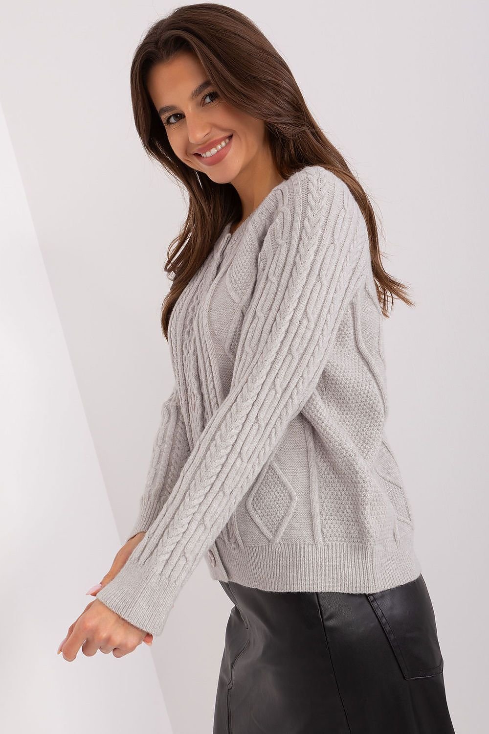 Cardigan model 186810 AT